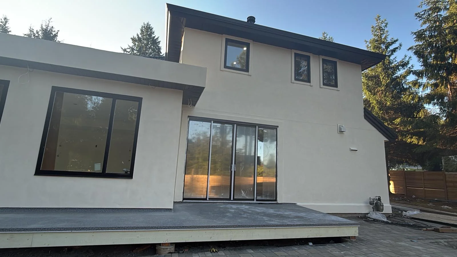Modern Exterior Finish — stucco project in British Columbia