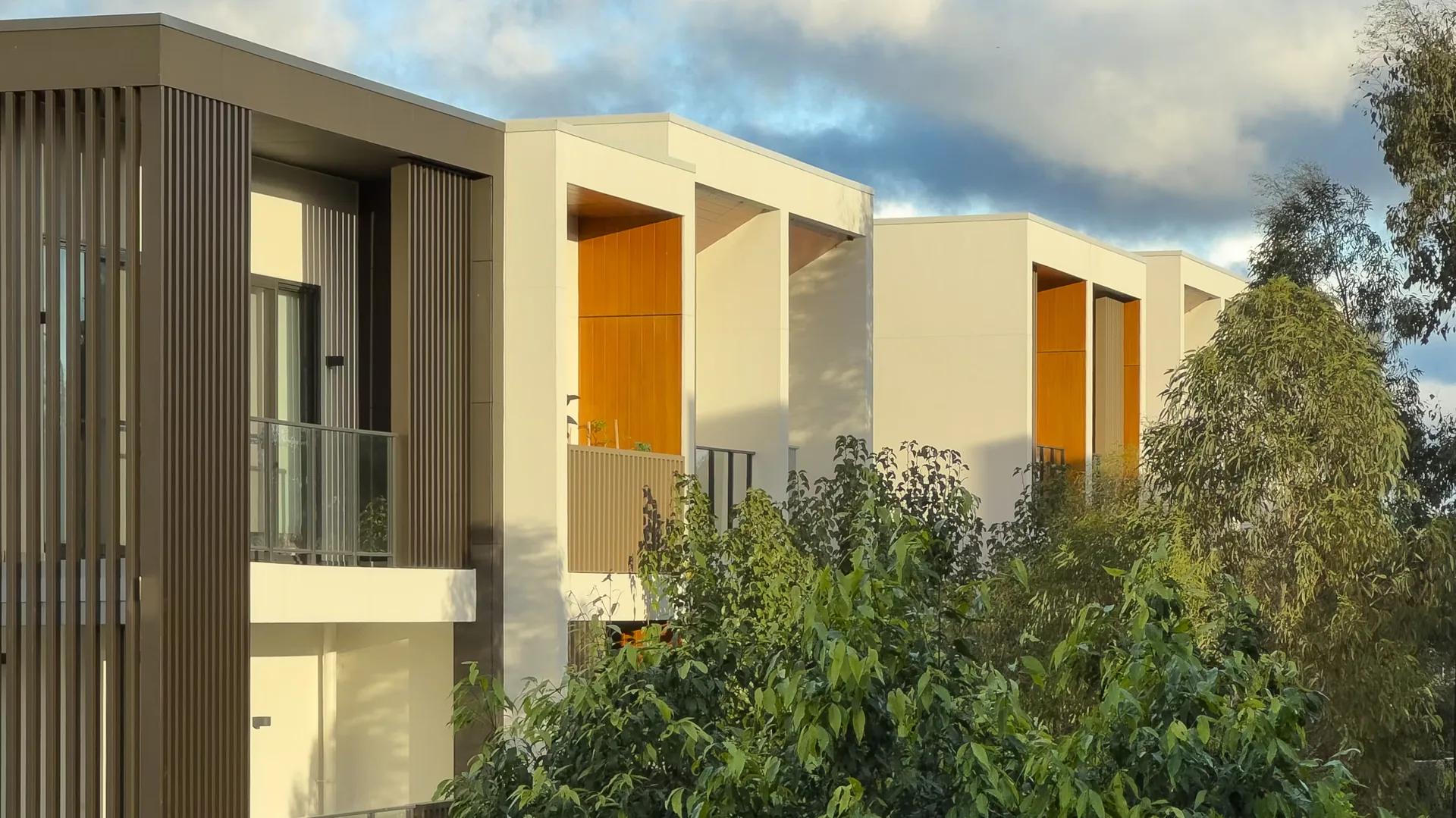 Commercial building with a stucco facade in Vancouver